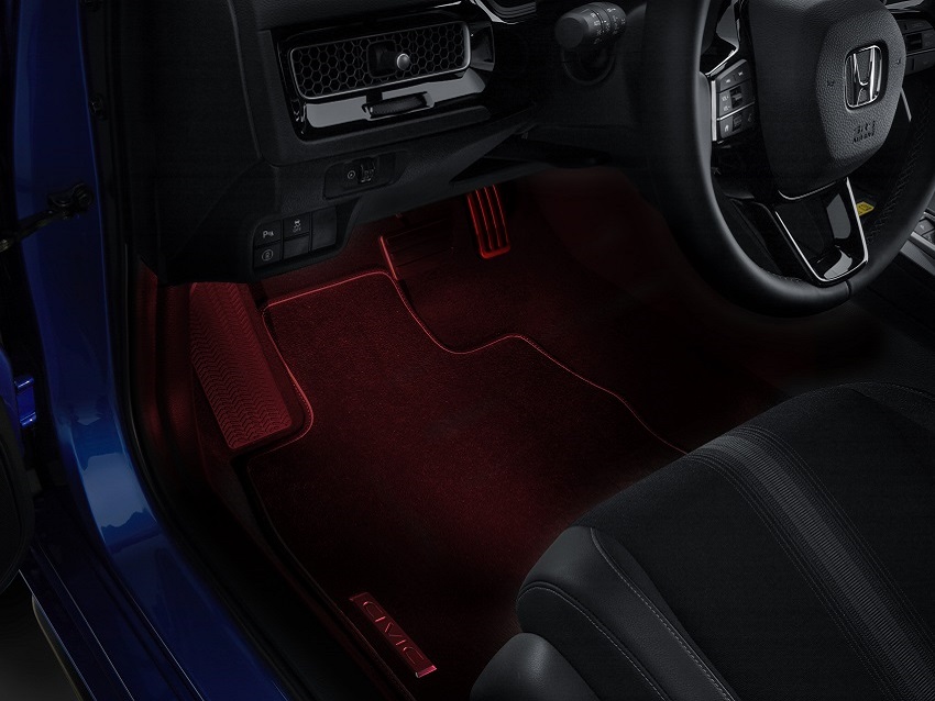 Підсвітка зони ніг водія та переднього пасажира червоного кольору (43073)